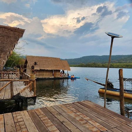 The Floating House Βίλα Krŏng Kaôh Kŏng Εξωτερικό φωτογραφία